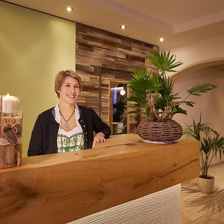 Konradshof Hotel 3*