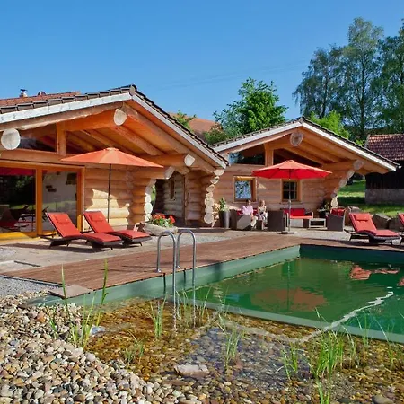 Konradshof 3*